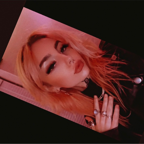 Meet your Posher, Loren - Picture 3 of 16